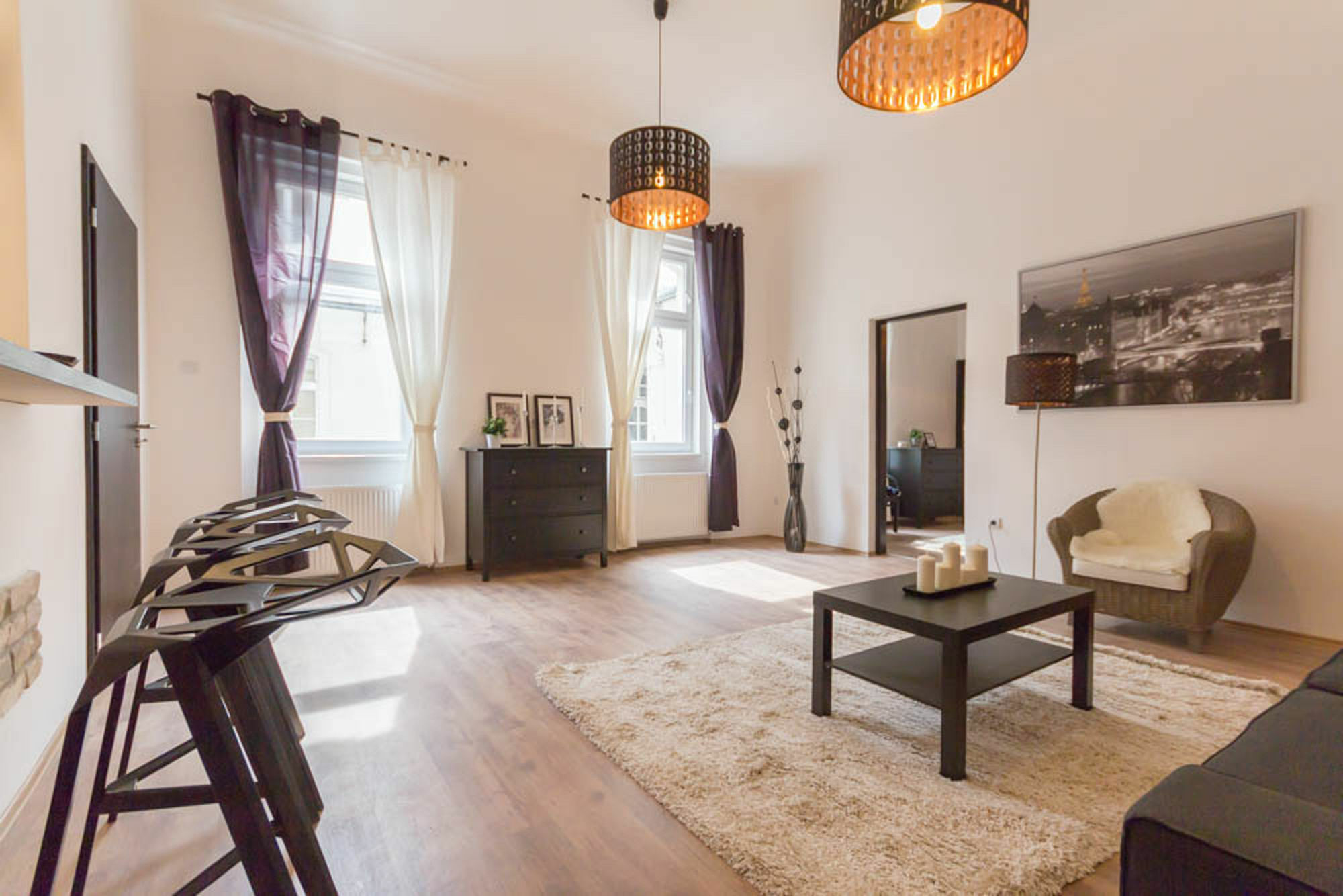 Hi5 - Luxury Suits * Budapest