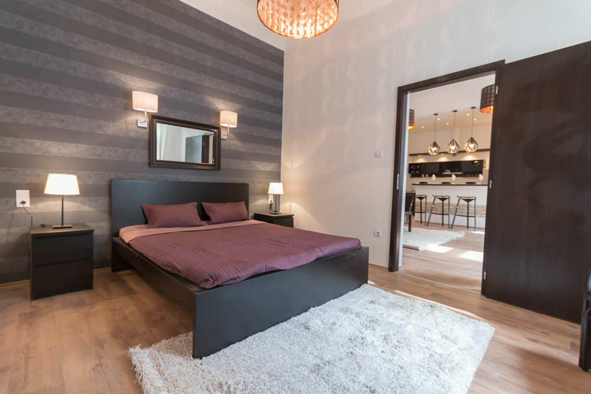 Hi5 - Luxury Suits Apartment Budapest