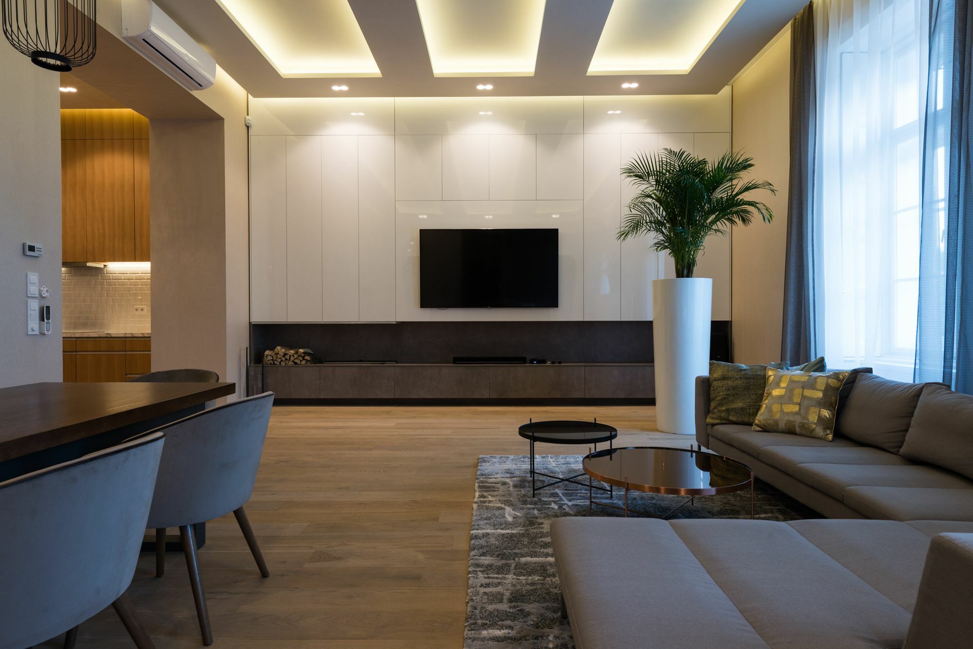 Hi5 - Luxury Suits Apartment *